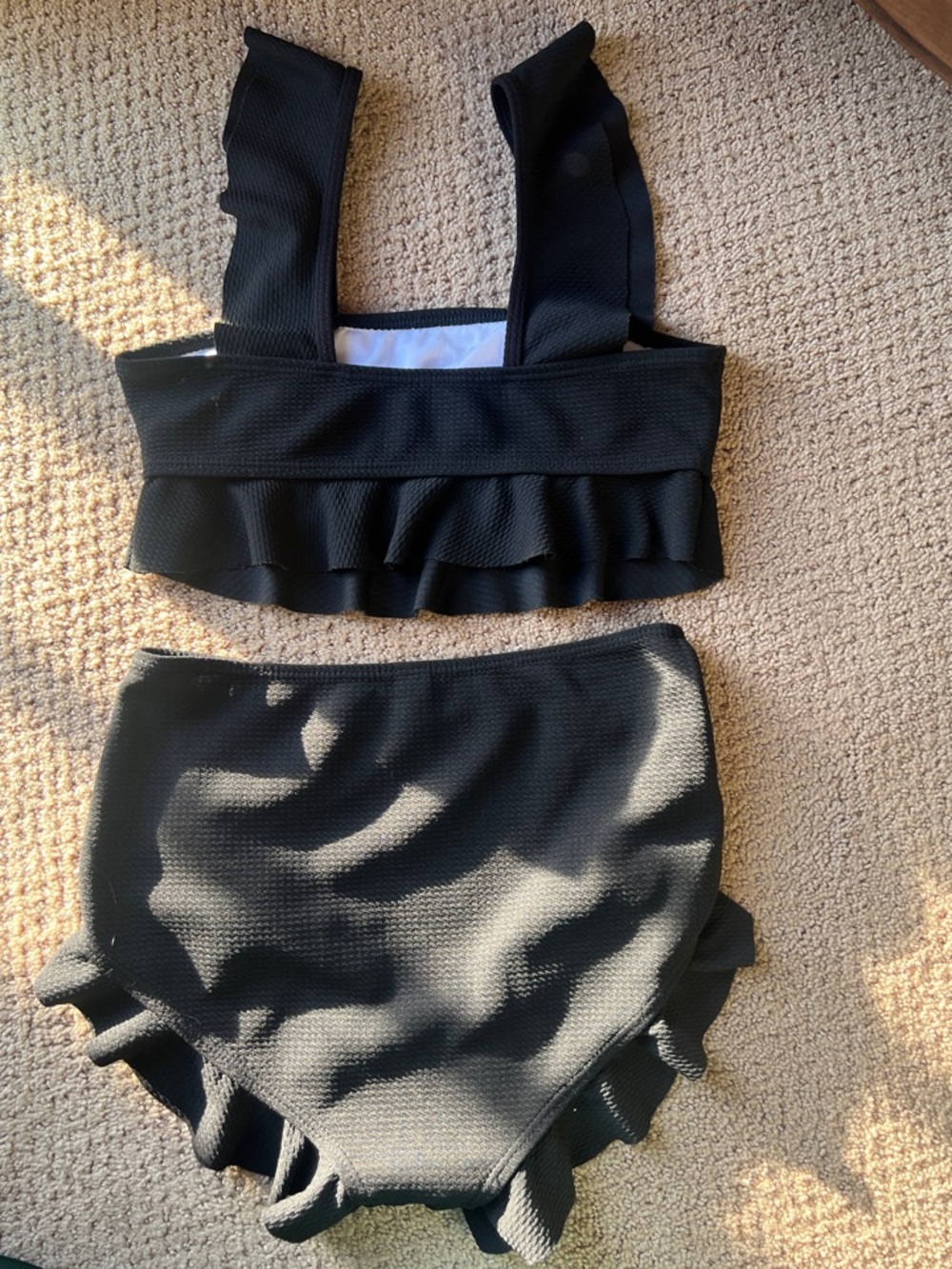 🖤Black Ruffle Two-Piece Swim Set - Picture 3 of 5